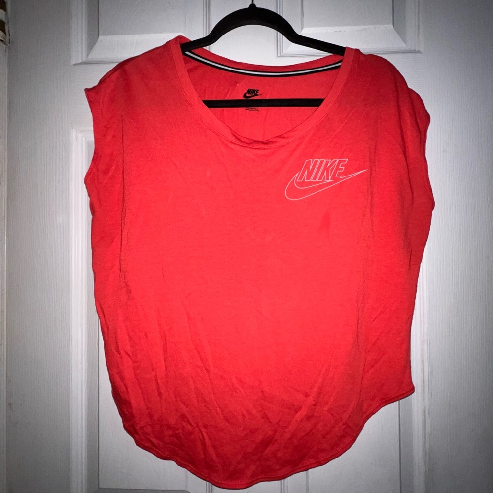 Nike graphic logo printed red curved hem tank womens size small